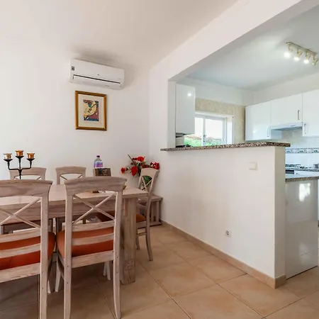 Villa Oasis, Piscina, Jacuzzi, Ténis E Praias!