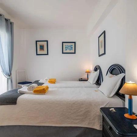 Villa Oasis, Piscina, Jacuzzi, Ténis E Praias! *