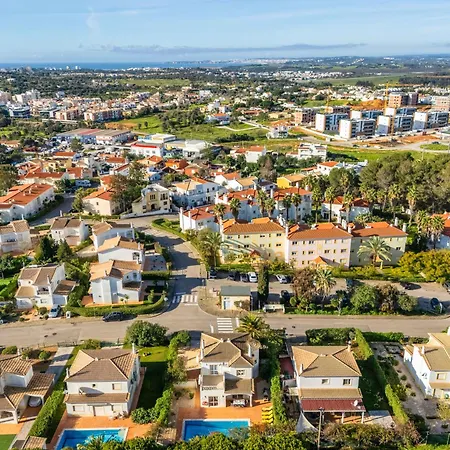 Oasis, Piscina, Jacuzzi, Ténis E Praias! Villa Portimão