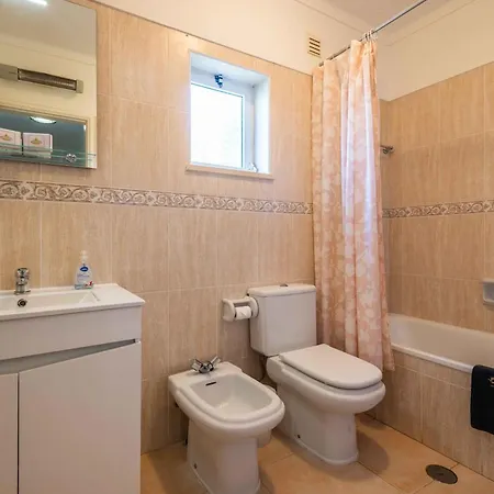 Oasis, Piscina, Jacuzzi, Tenis E Praias! *