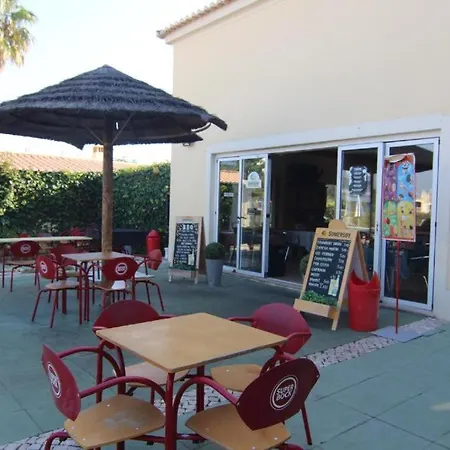 Oasis, Piscina, Jacuzzi, Tenis E Praias! Вилла