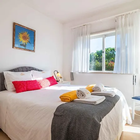 Oasis, Piscina, Jacuzzi, Tenis E Praias!